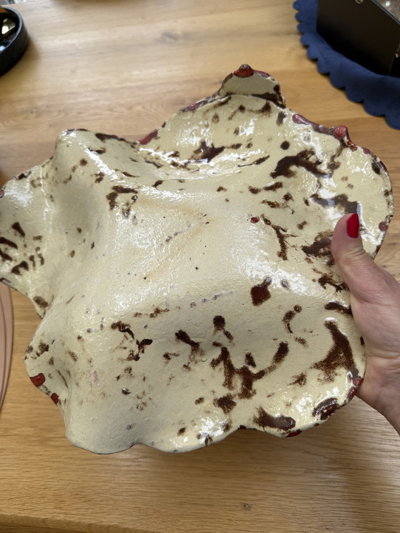 Image 1 of Piatto da frutta decorativo in ceramica