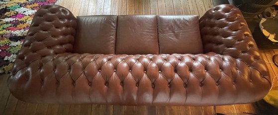 Prachtige vintage roestkleurige Chesterfield, 3-5 zitsbanken, Leer, Bruin (foto 4 van 9)