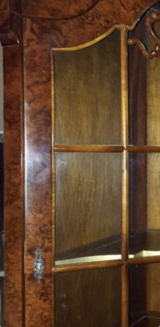 Image 1 of Burr walnut baroque corner display cabinet