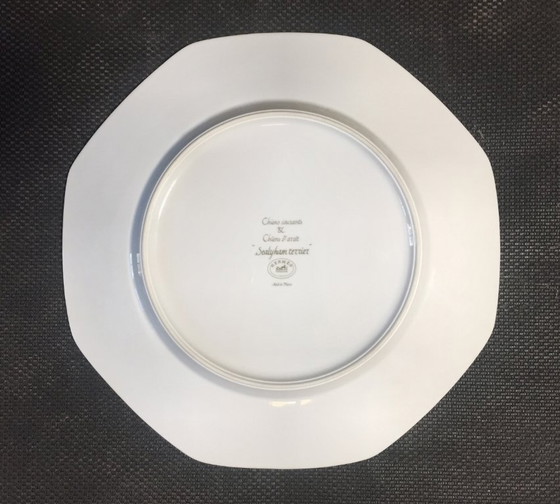 Image 1 of Hermès Paris – Assiette décorative en porcelaine Série « Chiens courants & Chiens d’arrêt » – Sealyham Terrier