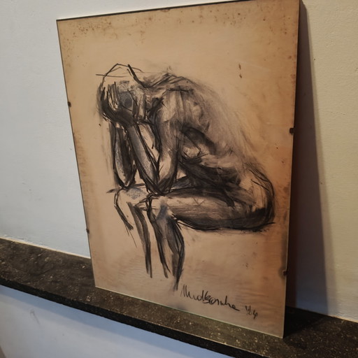 Expressive Charcoal & Pastel Figure Study, Signed & Dated 1984 – 40 × 30 cm
