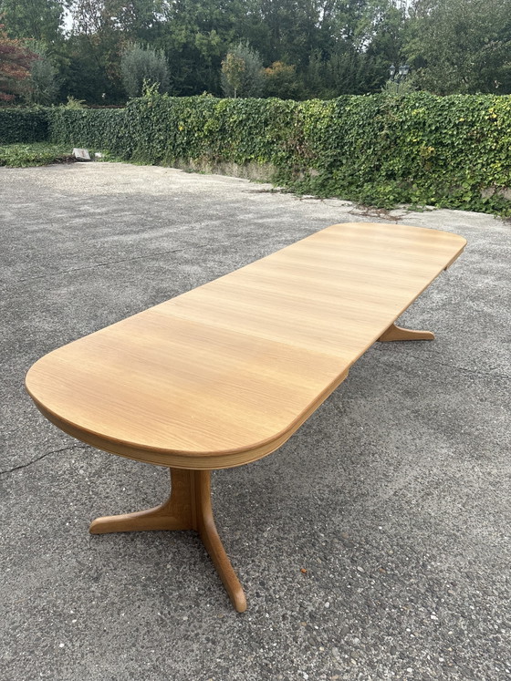 Bellissimo tavolo anni '70 – Tavoli da pranzo, Legno (photo 4 of 9)