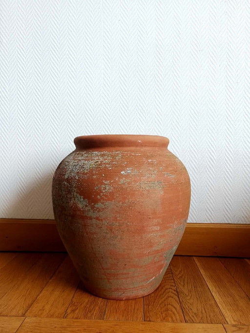 Terracotta garden jar/pot