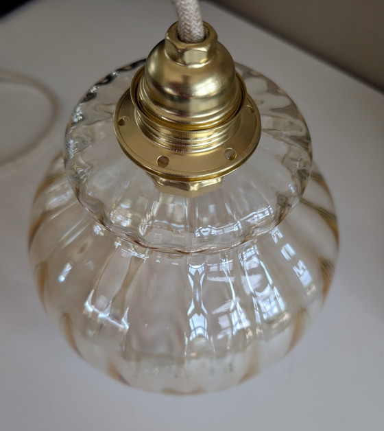 Image 1 of Magnifique suspension vintage en verre fumé.