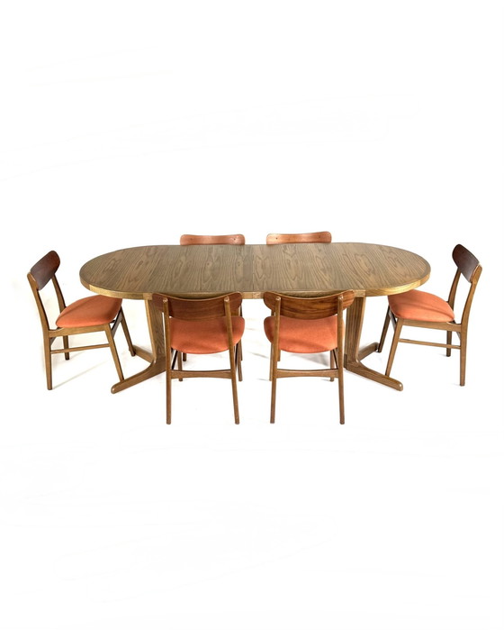 Image 1 of Vintage extendable Danish dining table '60