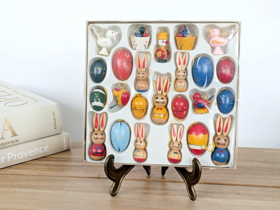 Image 1 of Set of 24 Vintage Easter Hand Painted Wooden Ornaments, Germany 1980s, Original Box