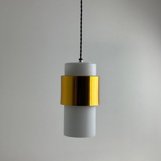 Lampada a sospensione opalina vintage degli anni '70
