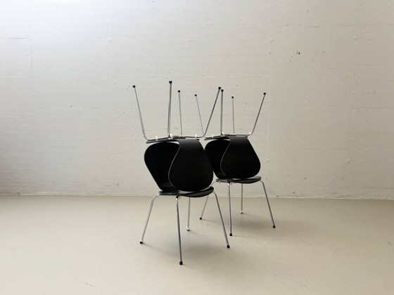 Image 1 of Juego de 6 sillas apilables, modelo SON / Solo, de Sitz & Co, Dinamarca.