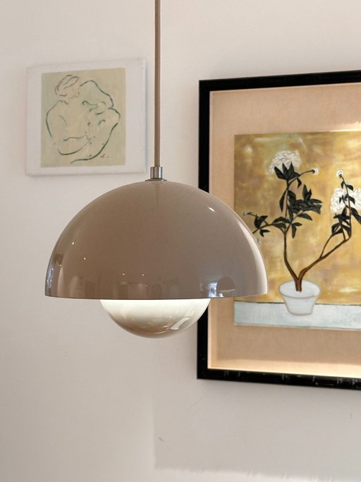 Tradition Flowerpot VP1 Pendelleuchte | Dänisches Design von Verner Panton, 1968