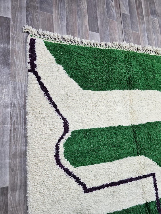 Image 1 of Alfombra hecha a mano de pura lana verde de 150/250 cm.