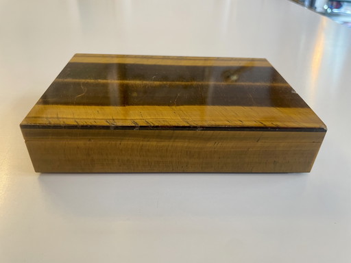 Schatulle aus Tigerauge mit Echtsilber Scharnier Juweliersarbeit