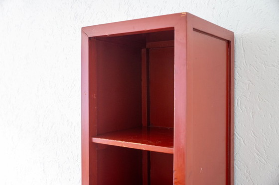 Image 1 of Originaler, handgefertigter chinesischer Schrank.