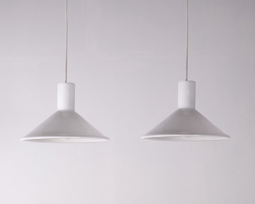 2x P&T Opaline Pendelleuchte von Michael Bang für Holmegaard, 1970er Jahre