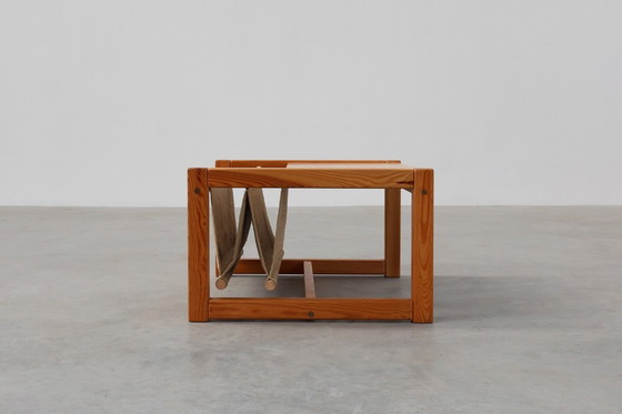 Image 1 of Tavolino in pino e lino con portariviste di Karin Möbring, Svezia, anni '70