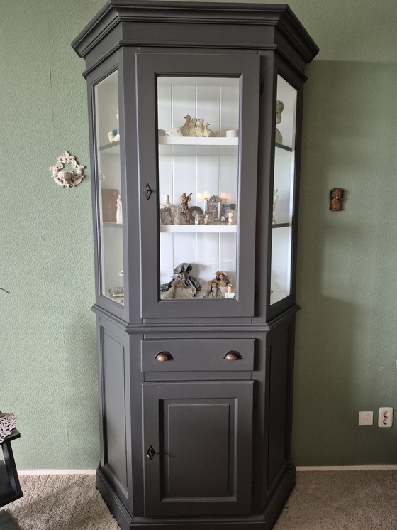 Image 1 of Display case