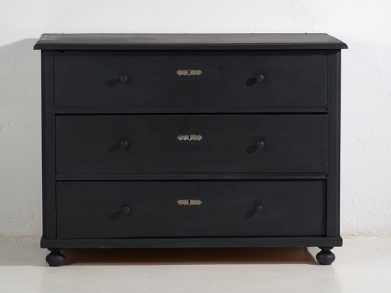 Antique chest of drawers in dark tones (c.1920) #86 – Rustic (photo 29 of 40)