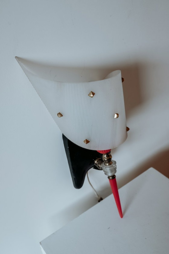 Image 1 of Franse wandlamp van Pierre Guariche, jaren 50