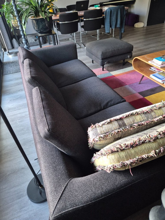 Moooi Boutique - Divano a tre posti, Poltrona e Poggiapiedi – Zona salotto, Textile, Wood (photo 8 of 11)