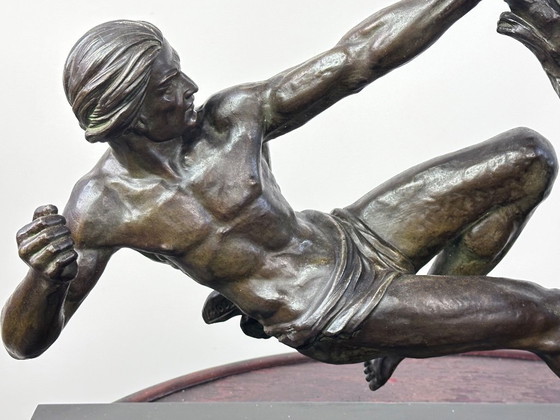 Image 1 of Sovrano Art Déco della scimmia atleta jacques LIMOUSIN