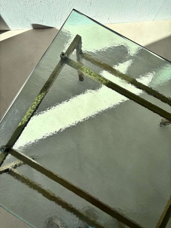 Image 1 of Table basse suédoise en laiton avec plateau en verre marbré, années 1960