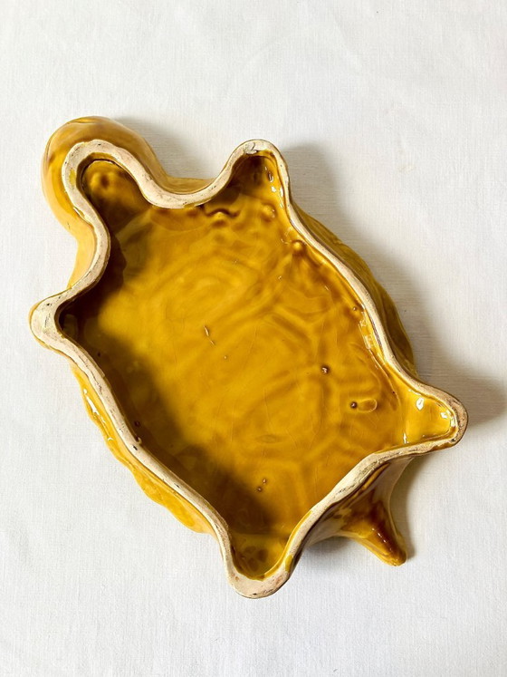 Large mustard yellow earthenware turtle dish, vintage 1950s-1970s – Table accessories, Ceramic (photo 5 of 12)