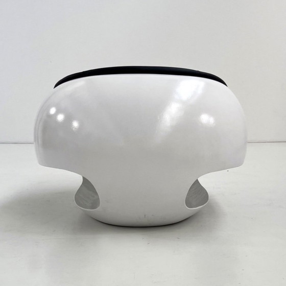 Image 1 of Eivormige loungestoel/pod van glasvezel van Mario Sabot, jaren 60.