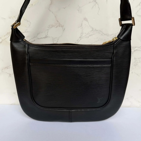 Louis Vuitton Matsy piel Epi negra – Otros bolsos, Vintage (photo 4 of 15)