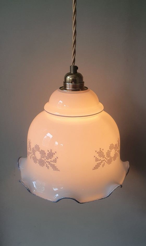 Vintage White Opal Glass Pendant Lamp - Flower-like shape – Metal (photo 12 of 17)