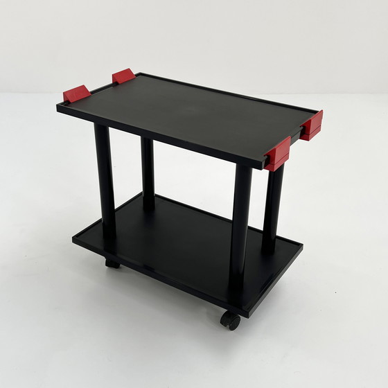 Image 1 of Schwarzer und roter postmoderner Trolley von Anna Castelli Ferrieri für Kartell, 1980er Jahre