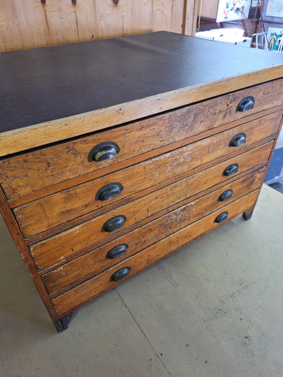 Image 1 of Armadio per la carta / gabinetto da disegno in legno d'epoca