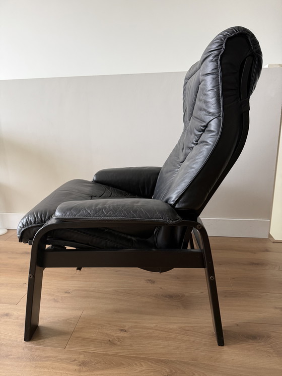 Image 1 of Skoghaug Industries leren relaxfauteuil uit de jaren 70/80.