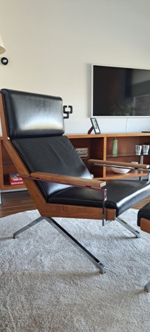 Sillón Lotus de Rob Parry