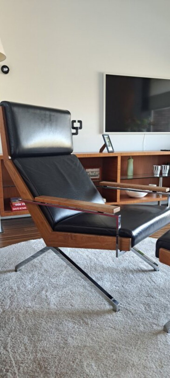 Image 1 of Rob Parry Lotus-Sessel