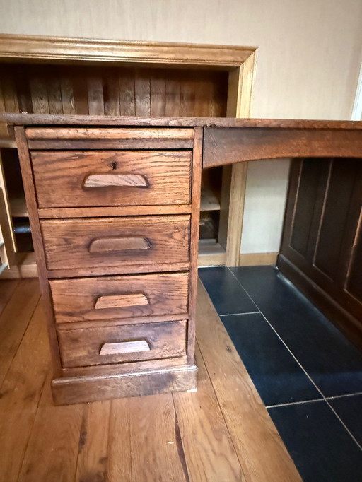 Bureau rétro en bois