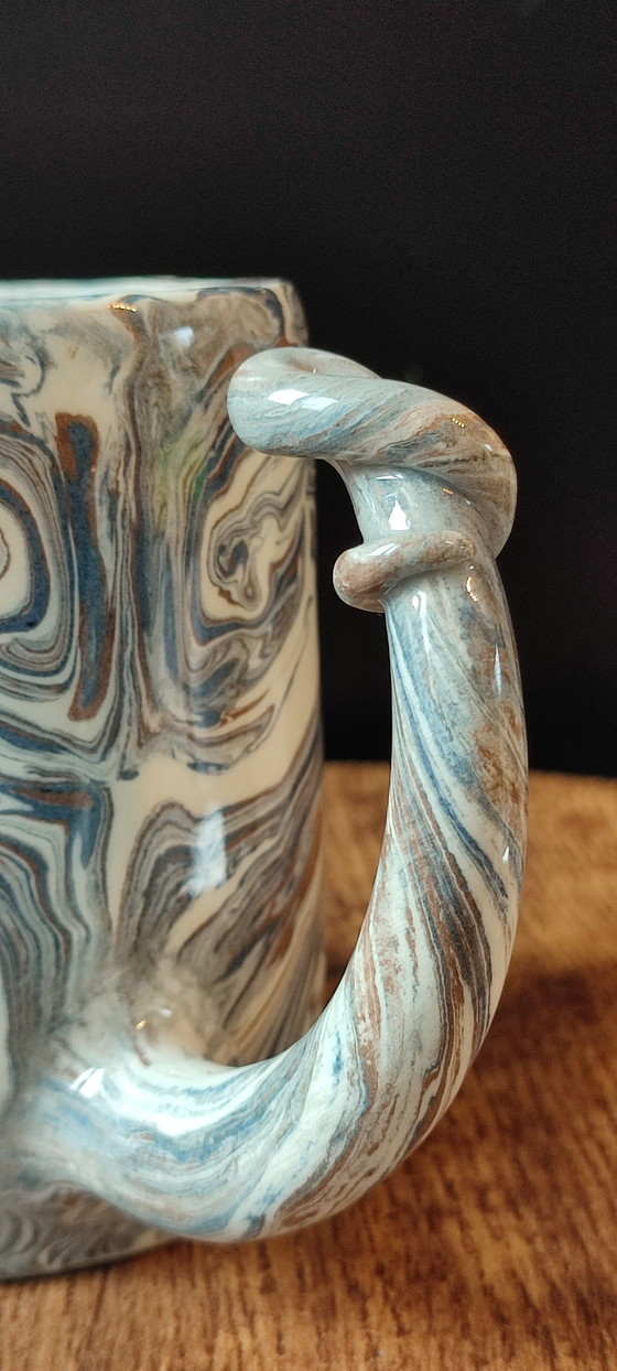 Image 1 of Handcrafted ceramic mug with marbled decoration, one of a kind.