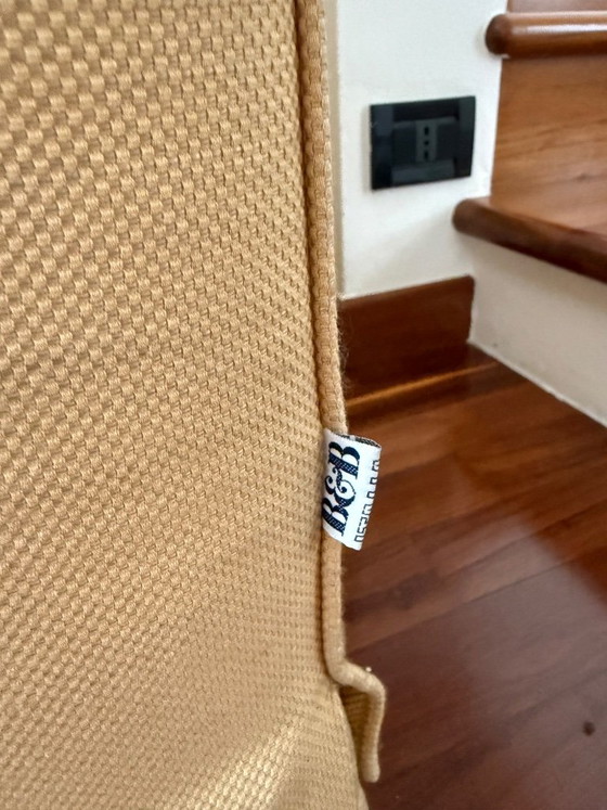 B&B Italia Baisity 2 seaters in cream color, Textile, Creme, Modern (photo 3 of 6)