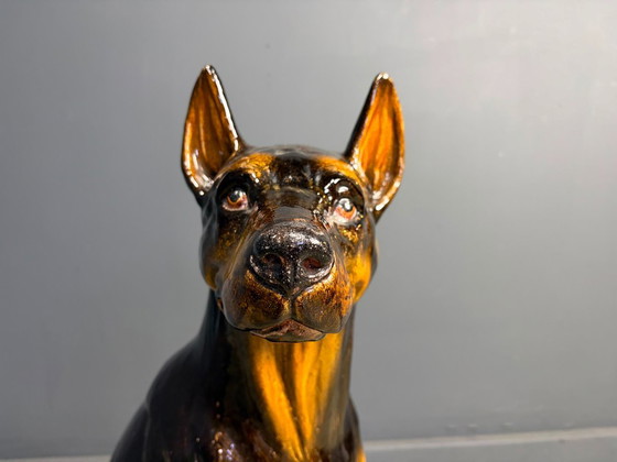 Levensgroot vintage geglazuurd keramisch Doberman-hondenbeeld, jaren 60 – Decoratieve objecten, Ceramic (photo 3 of 9)
