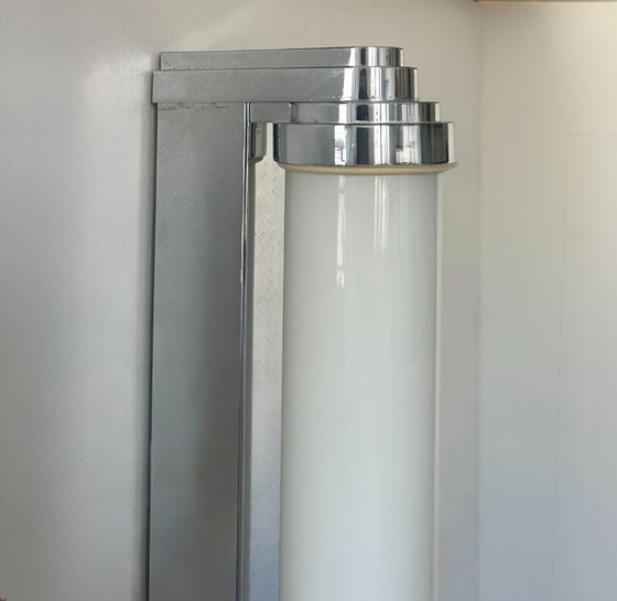 Image 1 of Lampada da parete vintage modernista cromata e opalina, Francia 1980