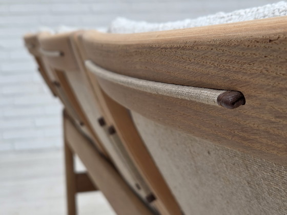 Image 1 of Sofá danés de tres plazas renovado, década de 1970, madera de roble macizo