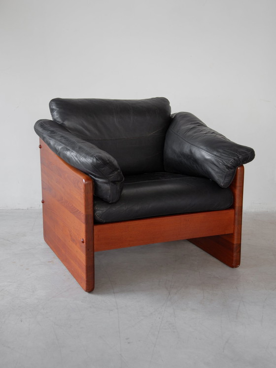 Image 1 of A. Mikael Laursen & Søn, Moderne Brutalistische stoel van massief teakhout