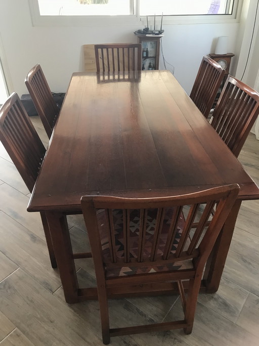 Dining room table and 6 chairs