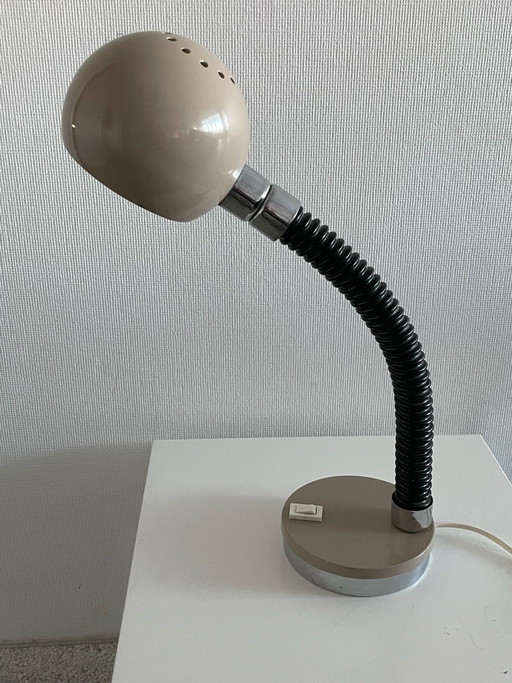 Vintage Space Age design bureaulamp waarschijnlijk geproduceerd door merken zoals Hillebrand Leuchten of Gammalux in de jaren
