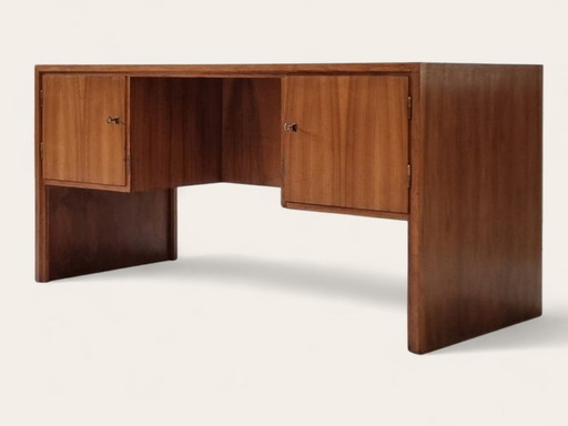 Bureau du milieu du siècle
