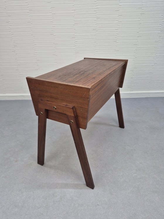 Vintage teak wood sewing thread/supplies table/cabinet. – Side tables (photo 7 of 13)