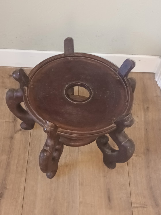 Image 1 of Asiatischer Pflanzentisch