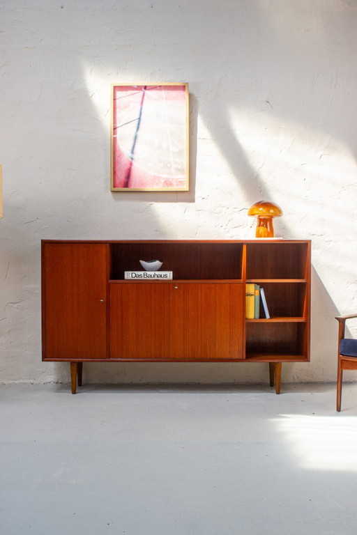 Vintage teakhouten dressoir/commode, Deens, midden 20e eeuw, jaren 60.