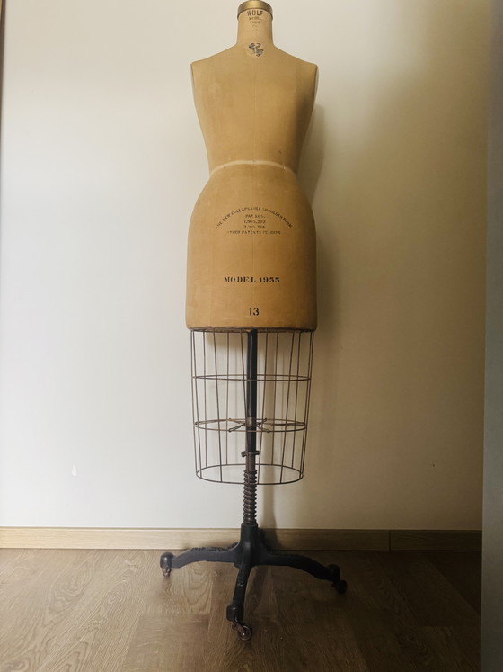 OrigineleVintage Wolf Model Form Paspop (Model 1955) – Wolf Model Form Co., Decoratie, Cast Iron, Metal (photo 2 of 10)