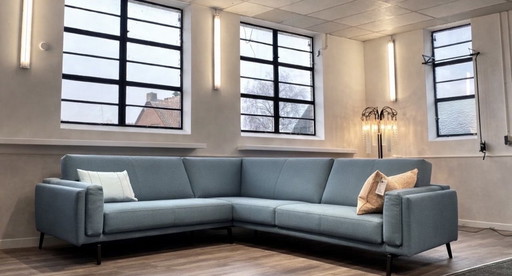 Leolux Bellice Hoekbank Ploegwol Nieuw €13000