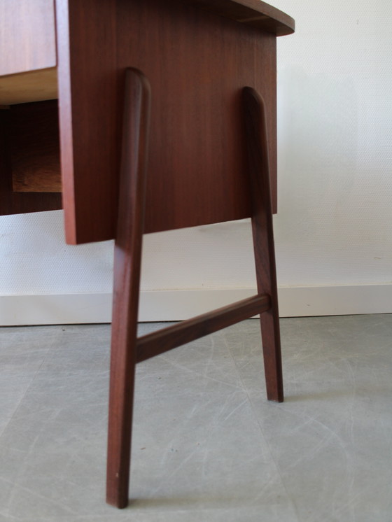 Image 1 of Scrivania vintage danese in teak