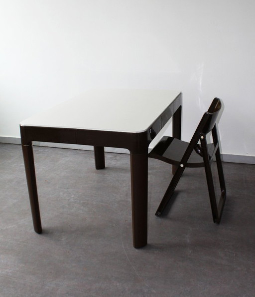 Oficina de Allibert, Francia, años 70.